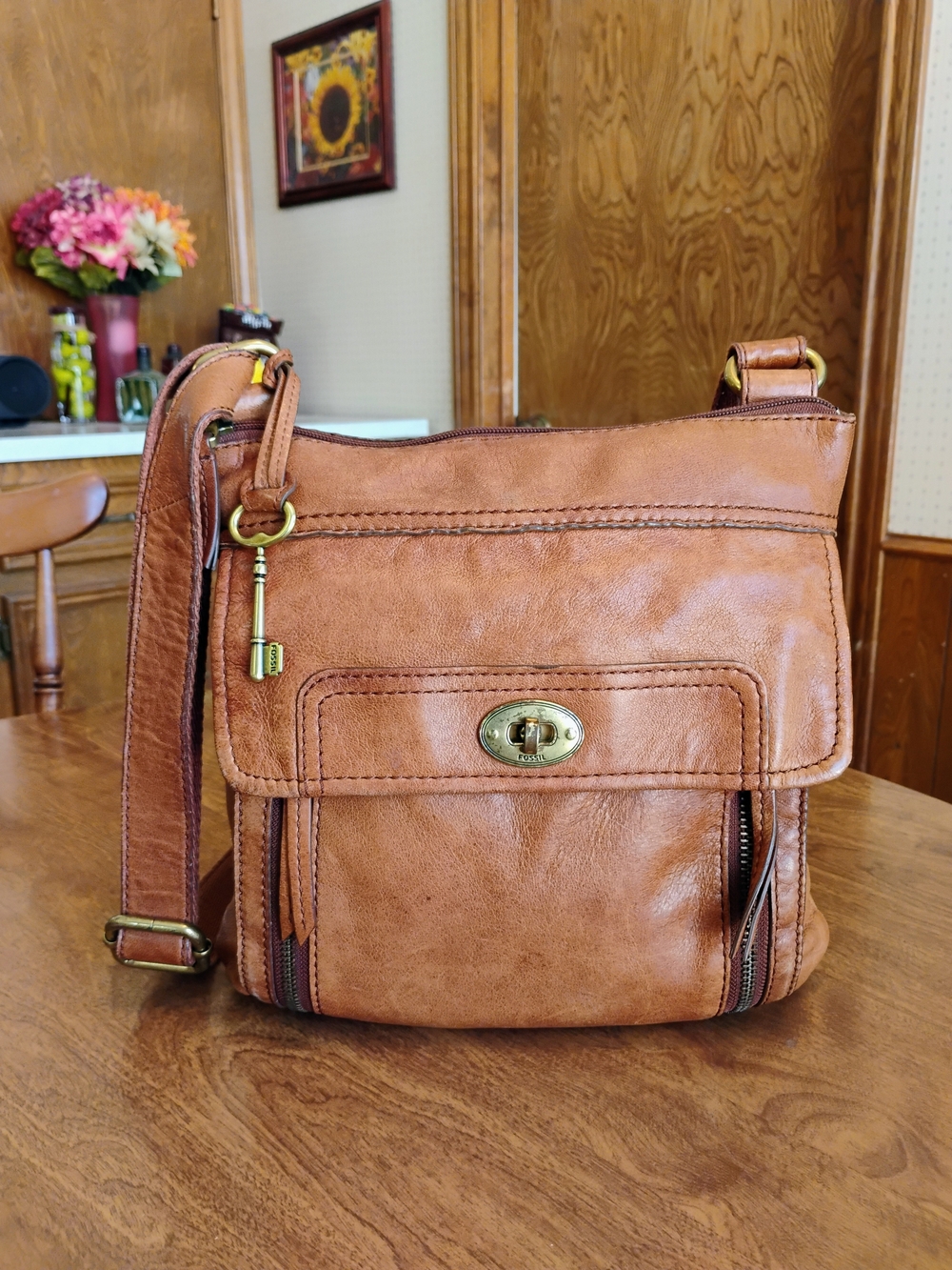 Fossil "Stanton" Camel Brown Smooth Leather Traveler Crossbody Messenger Purse